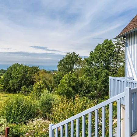 Blueberry Of The Valley - House With Swimming Pool