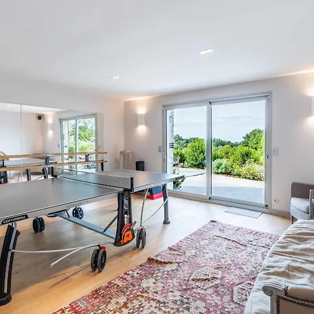 Villa Blueberry Of The Valley - House With Swimming Pool